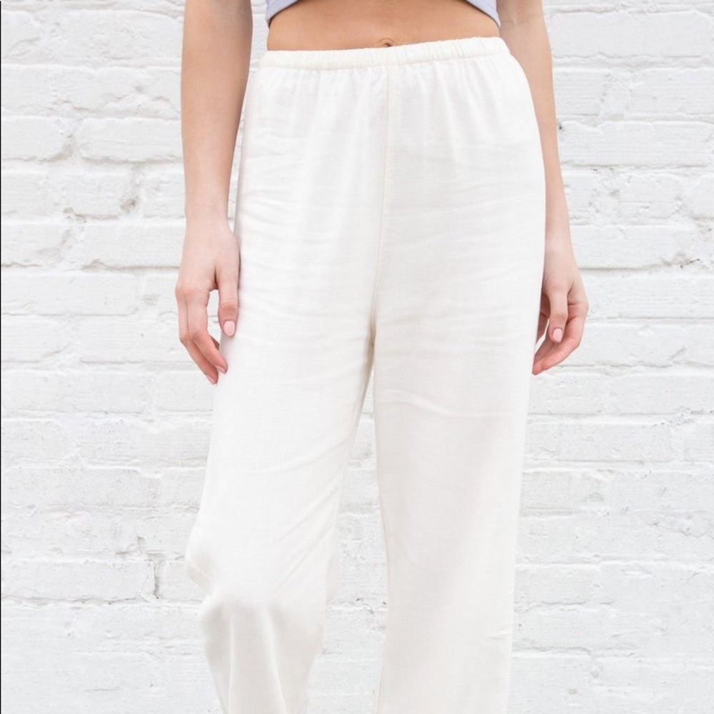 Brandy Melville White Long Frankie Pant - WORN ONCE PERFECT CONDITION